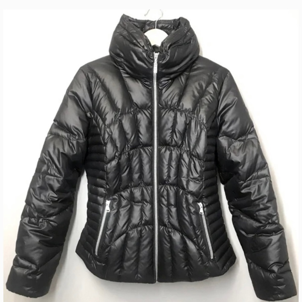 GUESS Women's Quilted Down Puffer Jacket, black